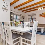 Villa Celtis - Mediterranean Reverie Near Dubrovnik Poljice
