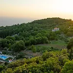 Villa Celtis - Mediterranean Reverie Near Dubrovnik *